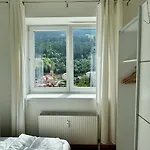 Cozy With Views Appartamento